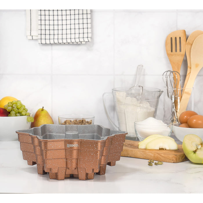 Red Co. 8 Cup Non Stick Cast Aluminum 9.5 inch Snowflake Cake Baking Pan, Copper Finish